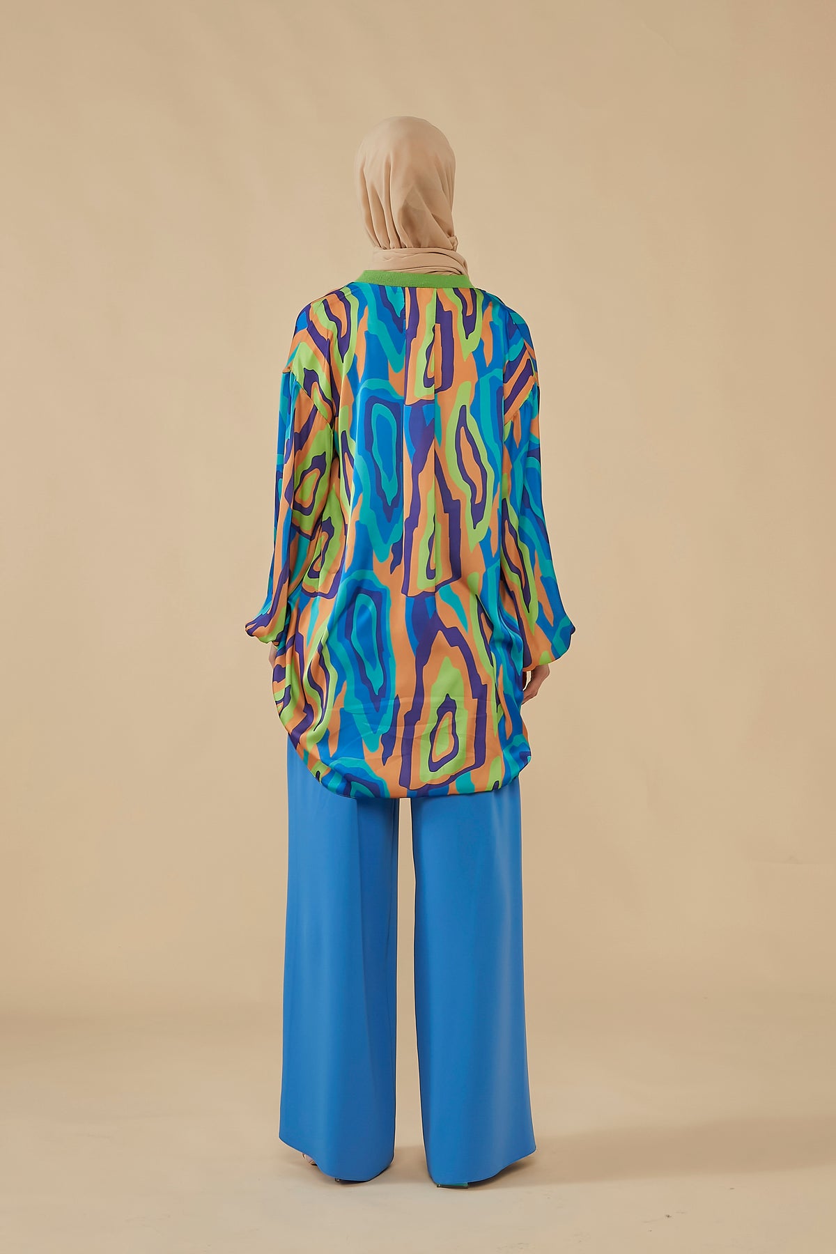 Emilia Modest Top - Blue